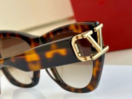 Picture of Valentino Sunglasses _SKUfw49838676fw